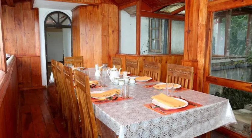 Bezel Bungalow Nuwara Eliya 3*,  Šrí Lanka