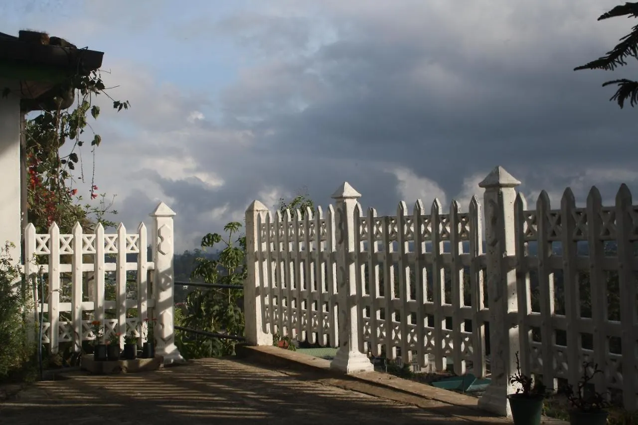 *** Hotel Bezel Bungalow Nuwara Eliya Šrí Lanka